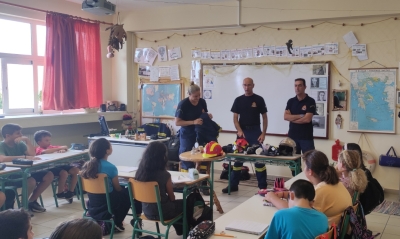 Η πυροσβεστική Νεάπολης ενημέρωσε μαθητές του δημοτικού